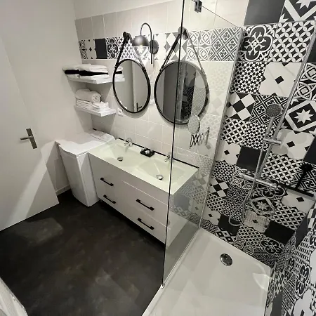 Urdina Saint-Jean-de-Luz